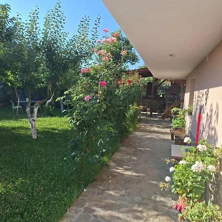Сasa de vacaciones Gardenhouse